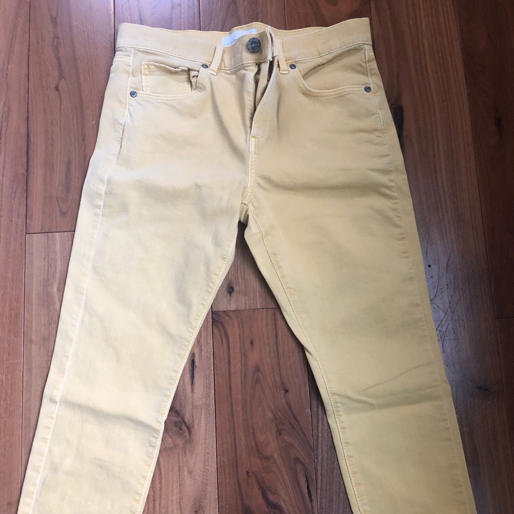 Yellow skinny crop jeans